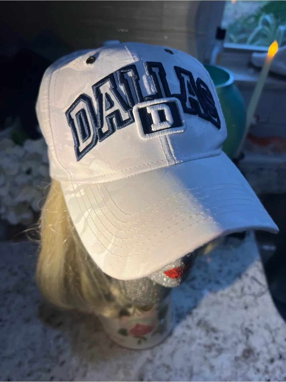 Embroidered White Dallas Cowboys Cap with Navy Logo EXCELLENT condition